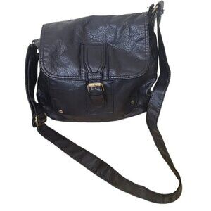 G.H. BASS & Co Leather Shoulder Bag Black Adjustable Strap